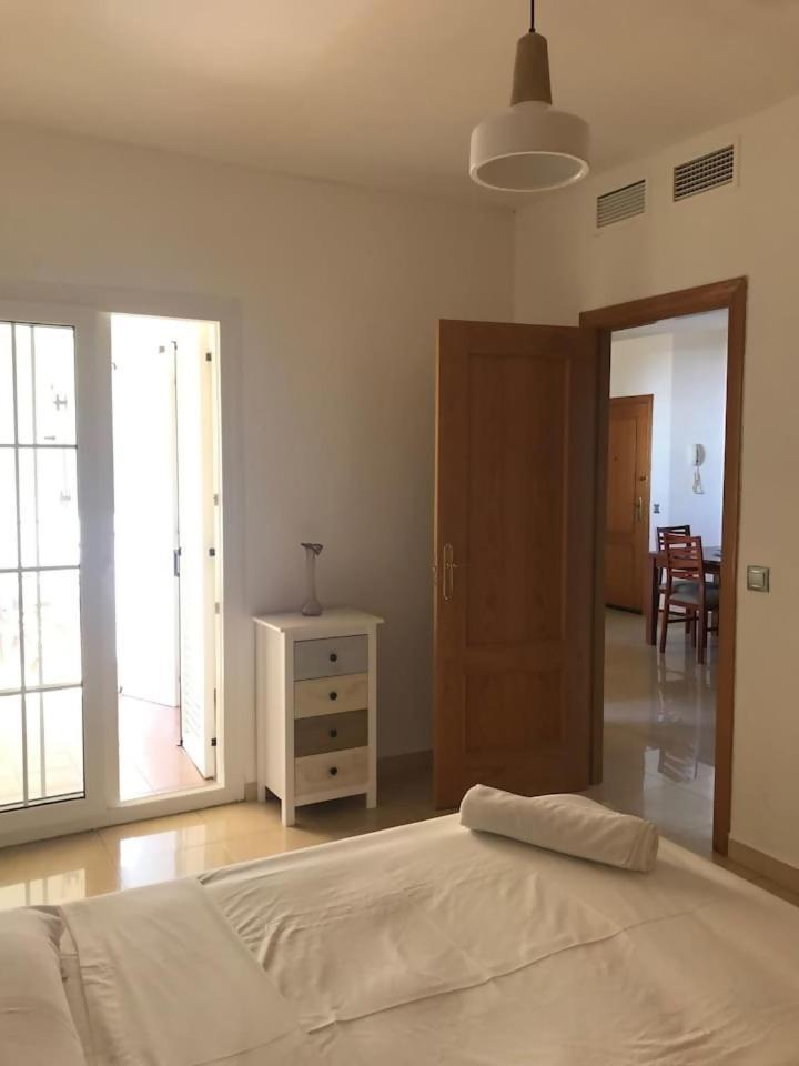 Espectacular Residencial En 1A Linea Con Piscina Lejlighed Benajarafe Eksteriør billede