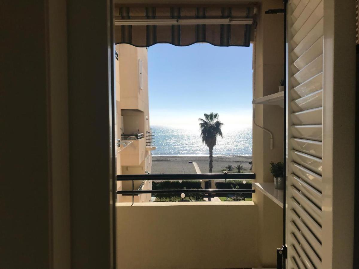 Espectacular Residencial En 1A Linea Con Piscina Lejlighed Benajarafe Eksteriør billede